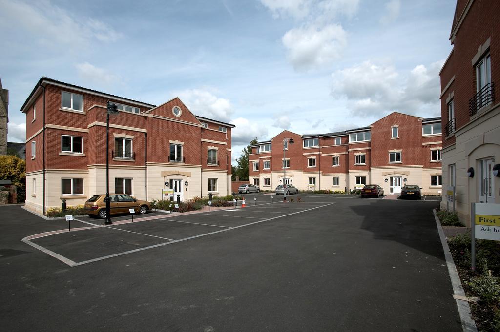 Appartamento Southwich House By Esa Swindon Esterno foto