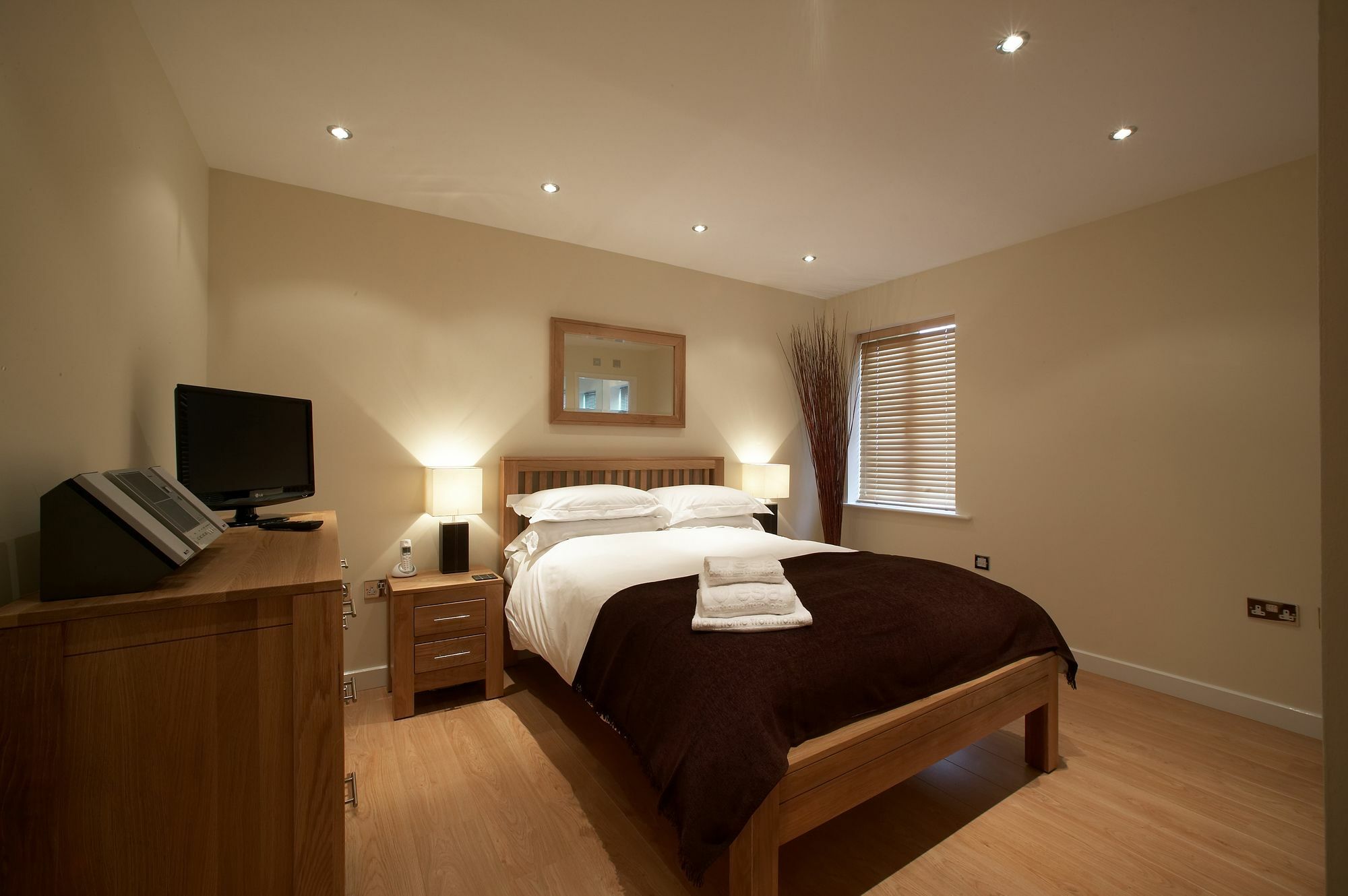Appartamento Southwich House By Esa Swindon Esterno foto